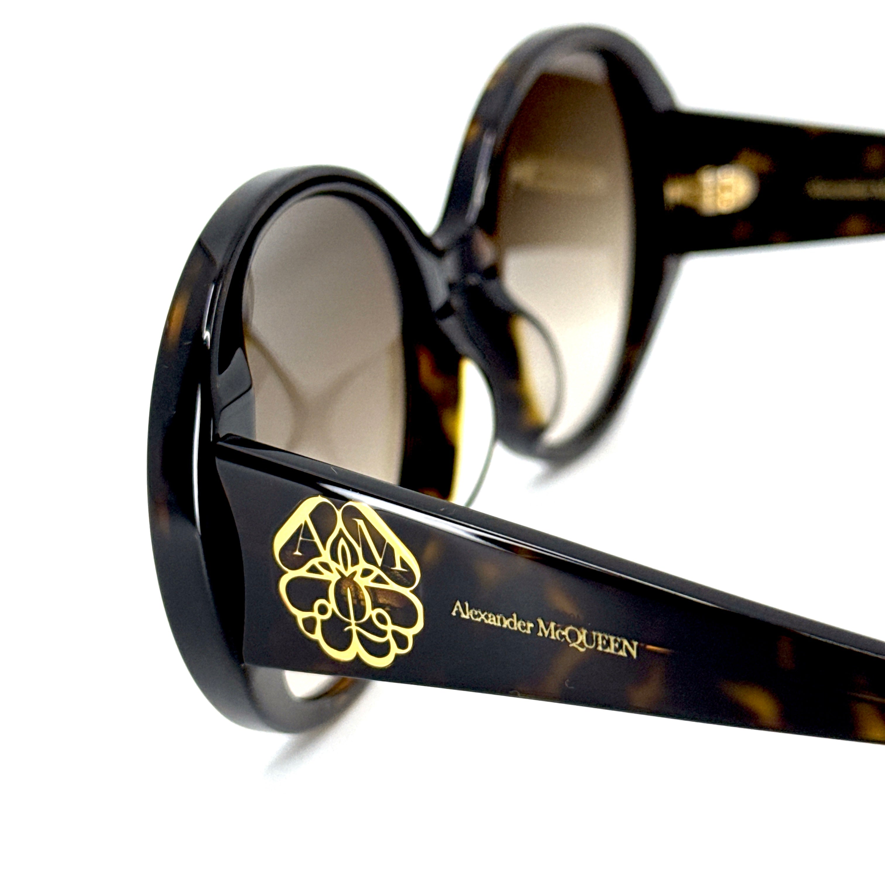ALEXANDER MCQUEEN Sunglasses AM0285S 003 – Frames and Shades